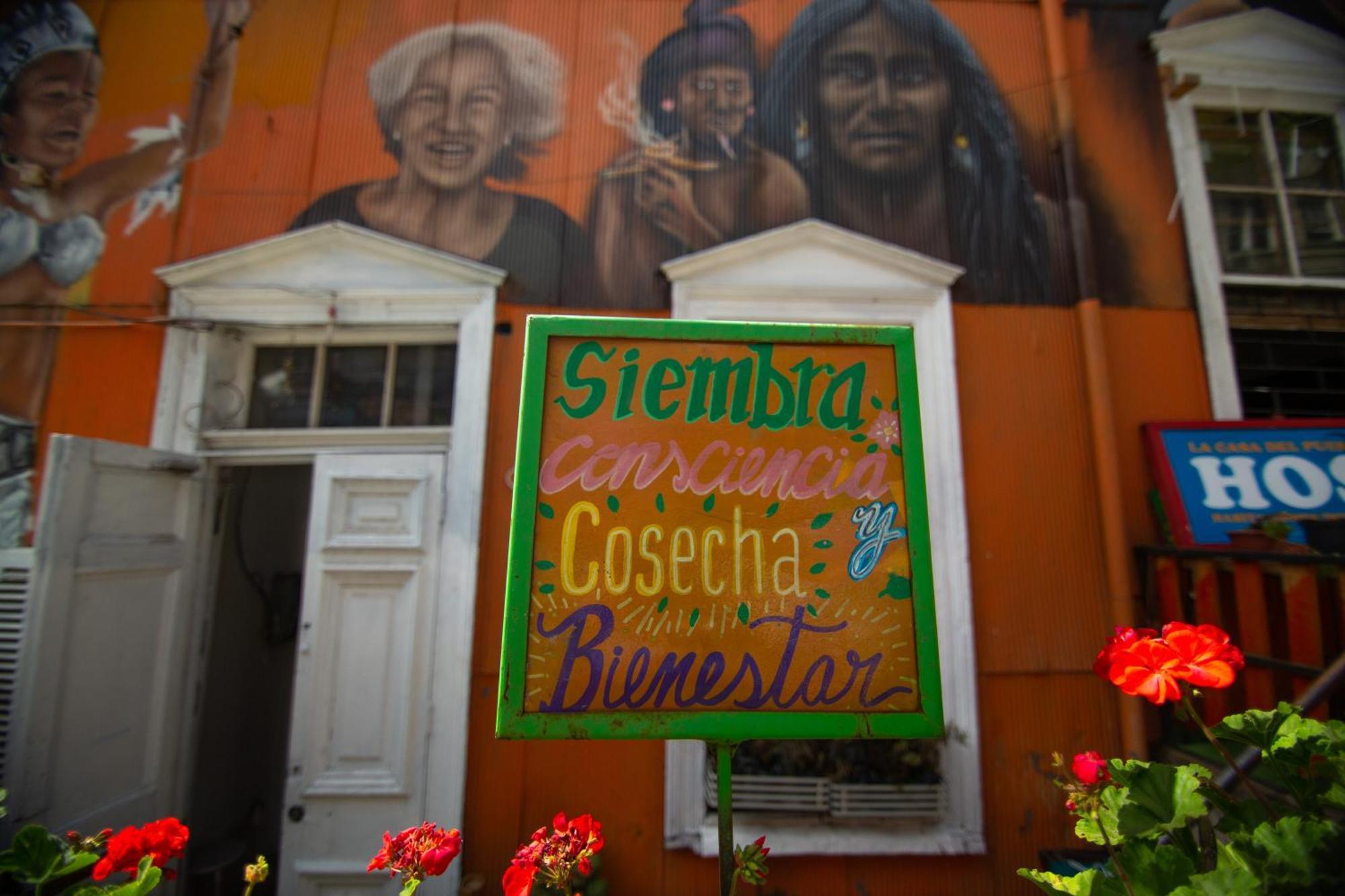 La Casa Del Puerto, Hostal Cultural, Cerro Alegre Valparaiso Bagian luar foto